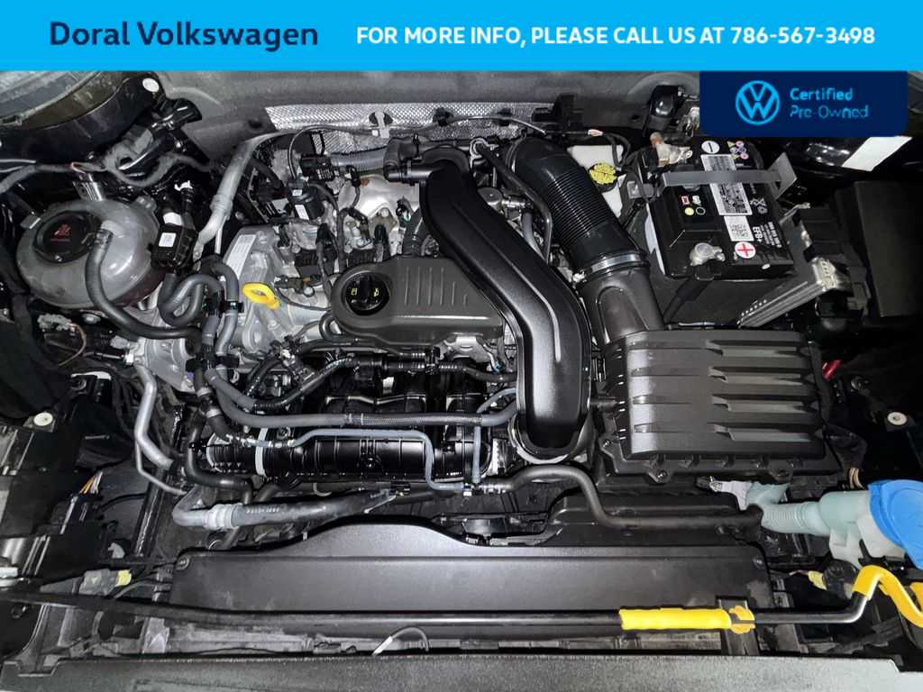 Thumbnail: 2023 Volkswagen Taos - 12
