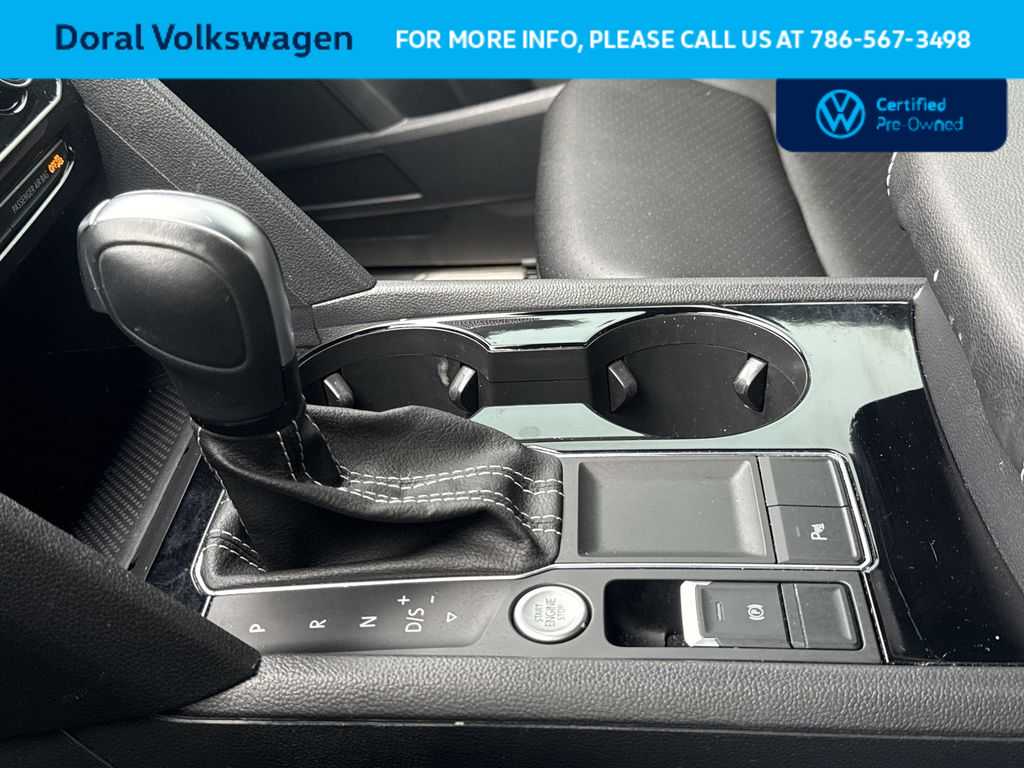 Thumbnail: 2023 Volkswagen Atlas - 21