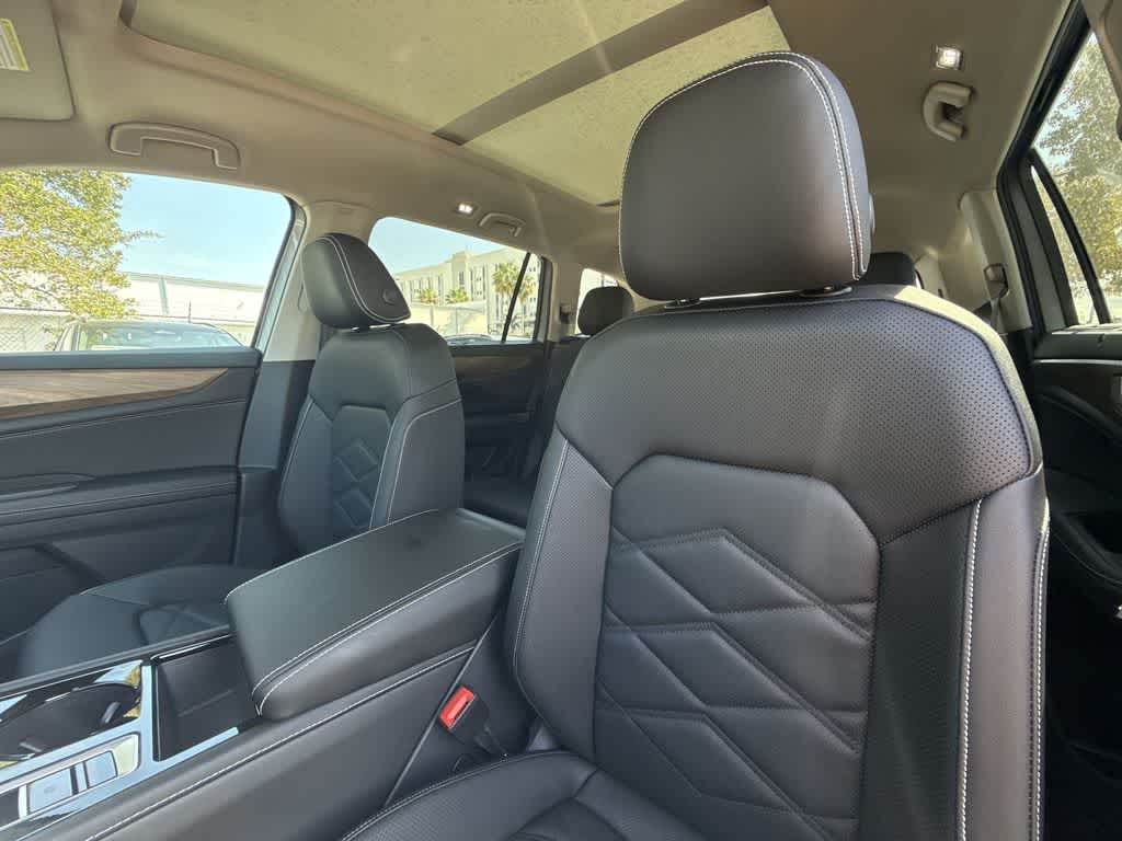 Thumbnail: 2026 Volkswagen Atlas - 14