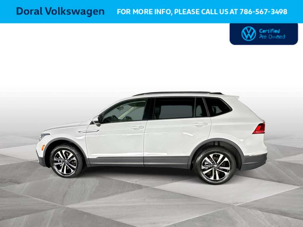 Thumbnail: 2023 Volkswagen Tiguan - 5