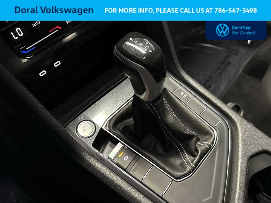 Thumbnail: 2023 Volkswagen Tiguan - 21