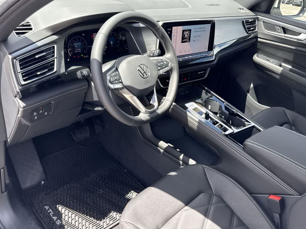 Thumbnail: 2026 Volkswagen Atlas - 13