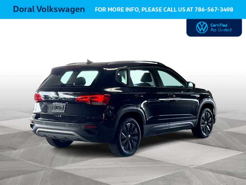 Thumbnail: 2023 Volkswagen Taos - 8