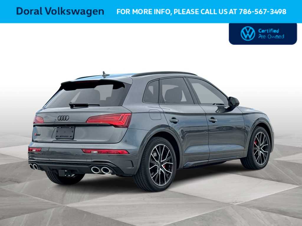 Thumbnail: 2023 Audi SQ5 - 8