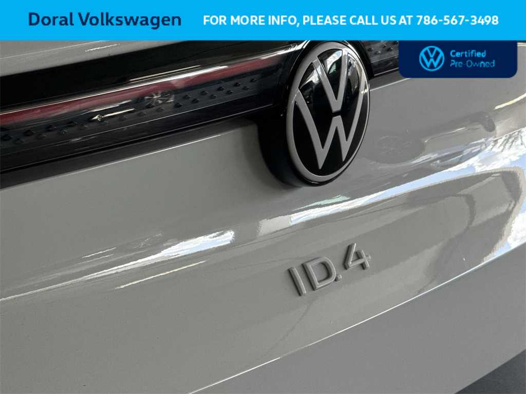 Thumbnail: 2023 Volkswagen ID.4 - 10