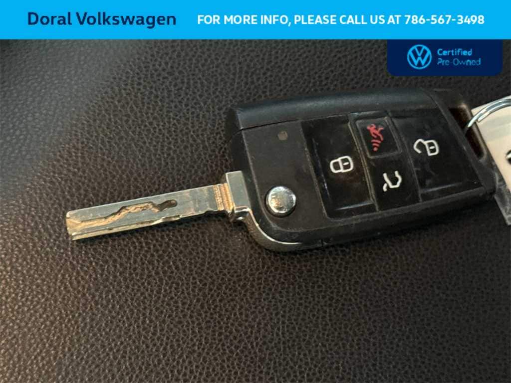 Thumbnail: 2019 Volkswagen Jetta - 28