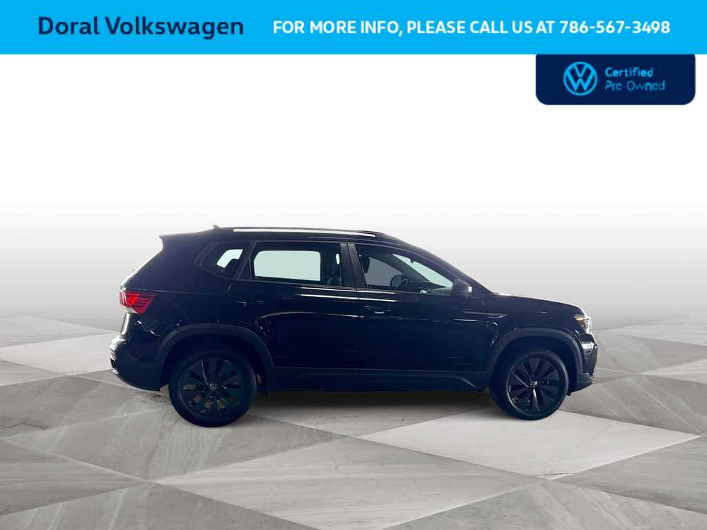 Thumbnail: 2024 Volkswagen Taos - 9
