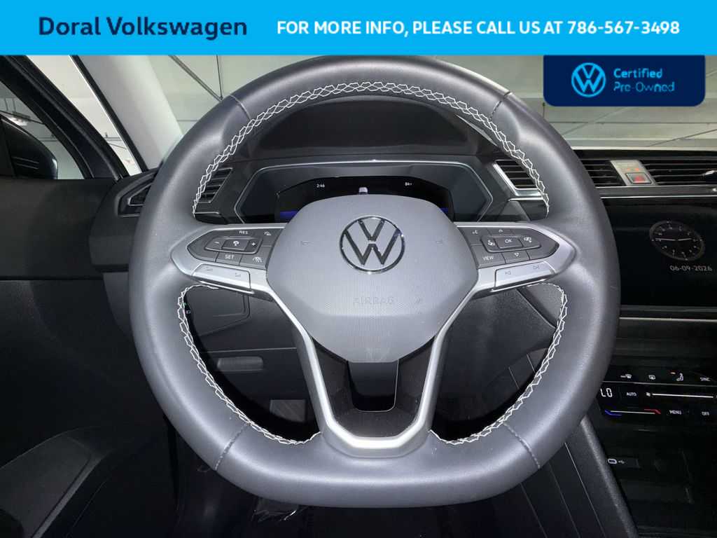 Thumbnail: 2023 Volkswagen Tiguan - 15
