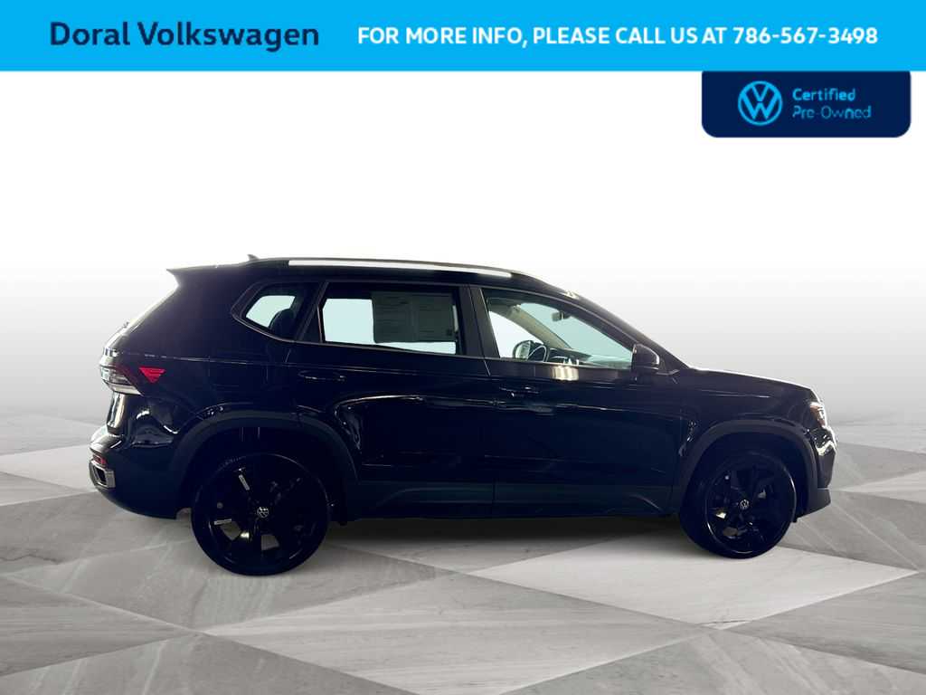 Thumbnail: 2025 Volkswagen Taos - 9