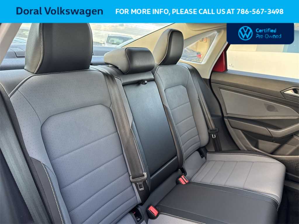 Thumbnail: 2025 Volkswagen Jetta - 25