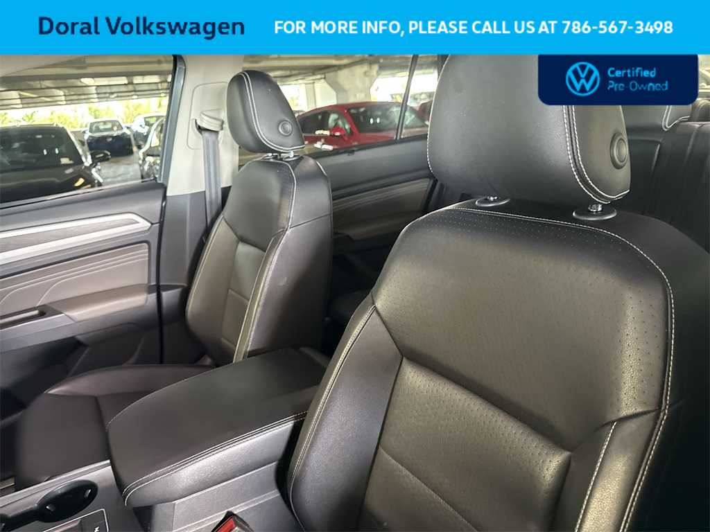 Thumbnail: 2021 Volkswagen Atlas - 14