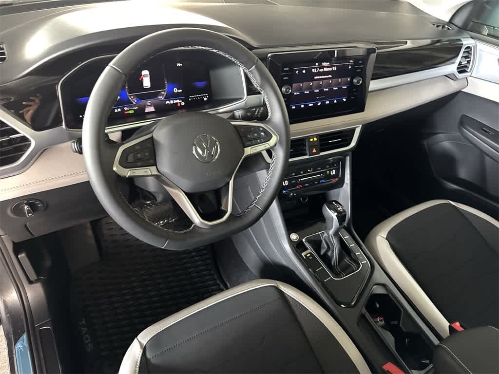 Thumbnail: 2025 Volkswagen Taos - 13