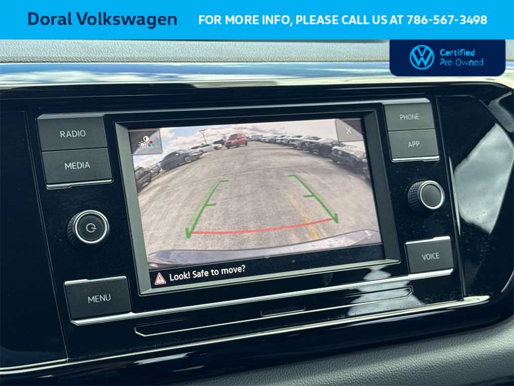 Thumbnail: 2023 Volkswagen Taos - 20