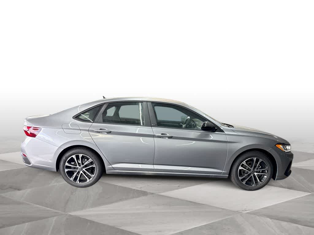 Thumbnail: 2026 Volkswagen Jetta - 9