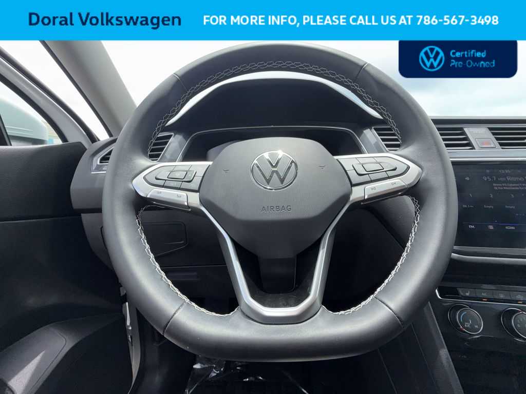 Thumbnail: 2024 Volkswagen Tiguan - 15