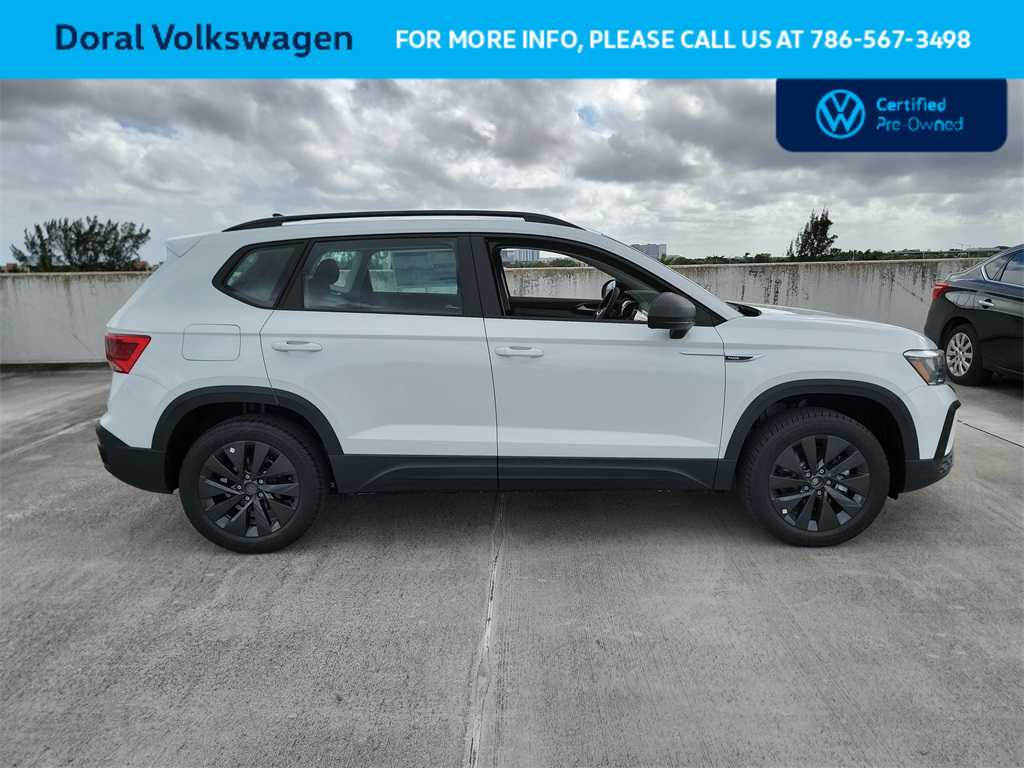 Thumbnail: 2023 Volkswagen Taos - 12