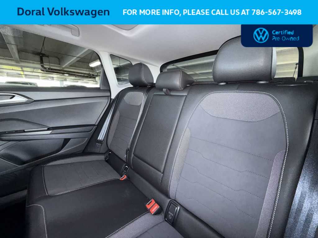 Thumbnail: 2025 Volkswagen Taos - 22