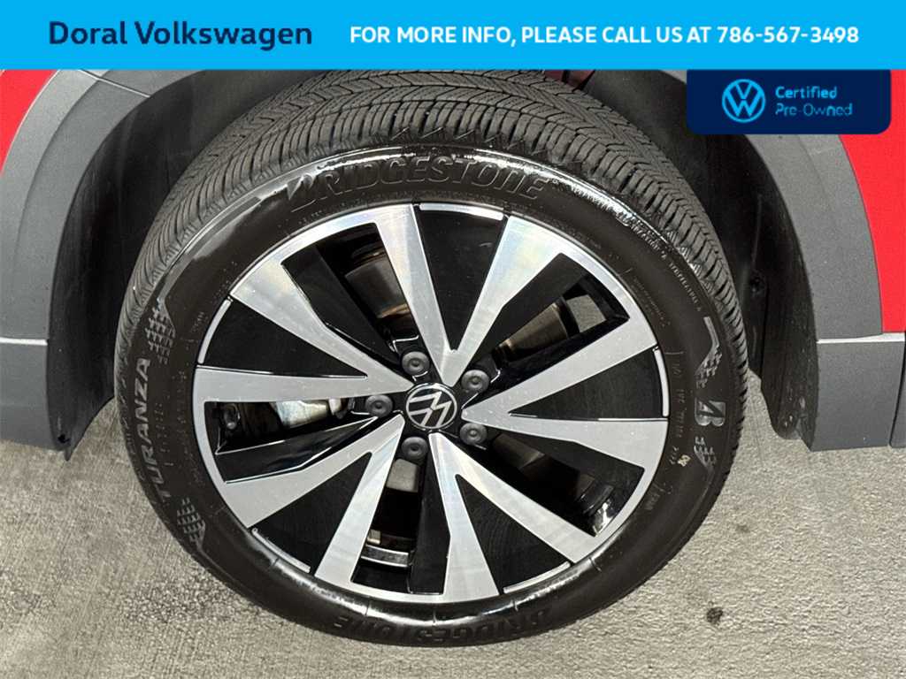 Thumbnail: 2023 Volkswagen Taos - 11