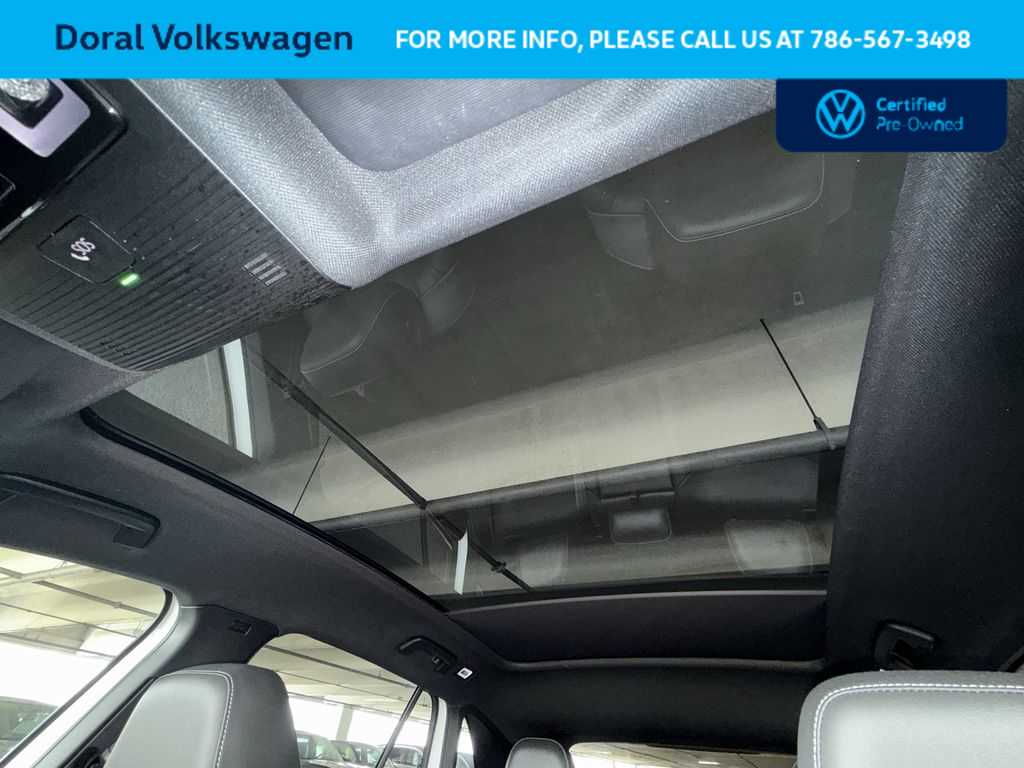 Thumbnail: 2023 Volkswagen ID.4 - 17