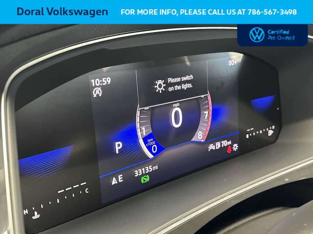 Thumbnail: 2023 Volkswagen Tiguan - 16