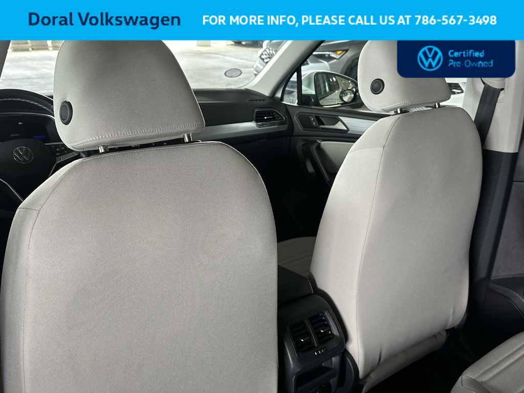 Thumbnail: 2023 Volkswagen Tiguan - 23