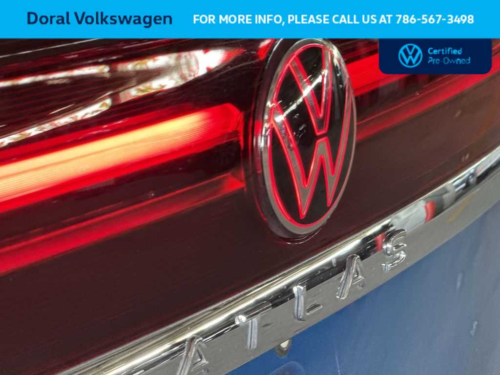 Thumbnail: 2024 Volkswagen Atlas - 10