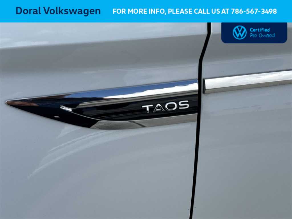 Thumbnail: 2022 Volkswagen Taos - 11