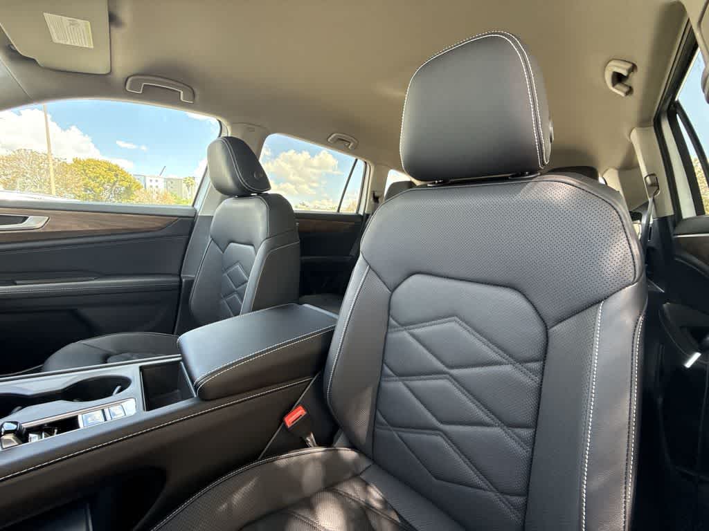 Thumbnail: 2026 Volkswagen Atlas - 14