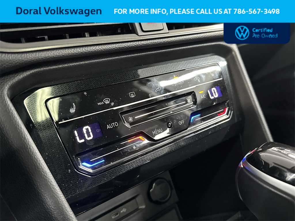 Thumbnail: 2025 Volkswagen Taos - 20