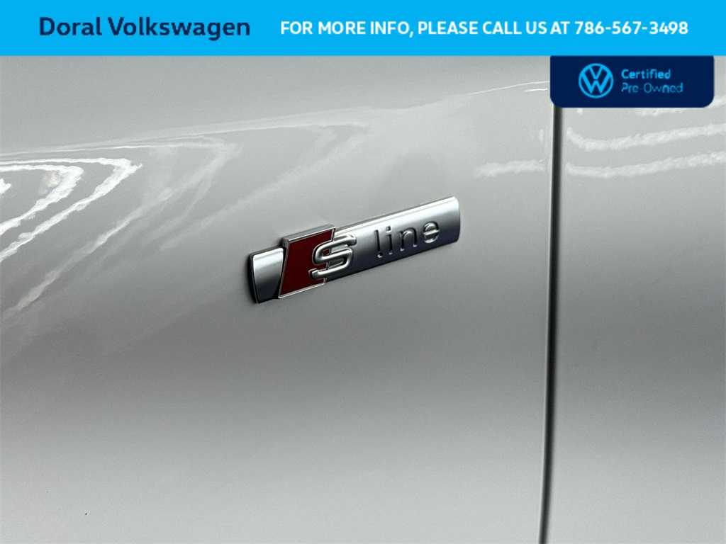 Thumbnail: 2023 Audi Q5 - 10