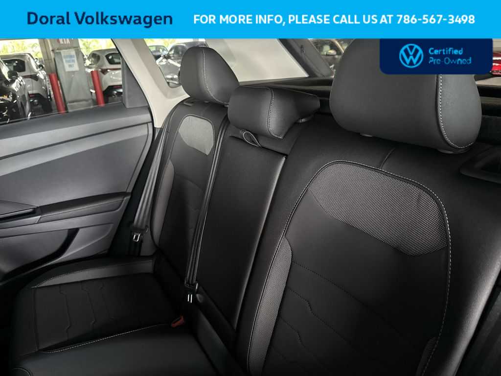 Thumbnail: 2025 Volkswagen Taos - 18