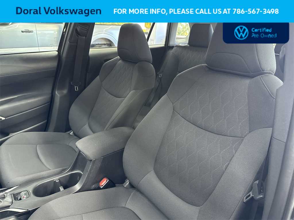 Thumbnail: 2025 Toyota Corolla Cross - 14