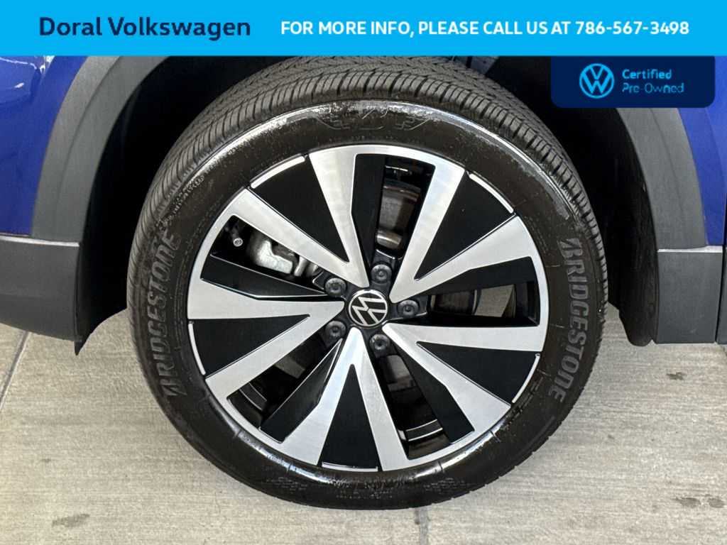 Thumbnail: 2024 Volkswagen Taos - 11