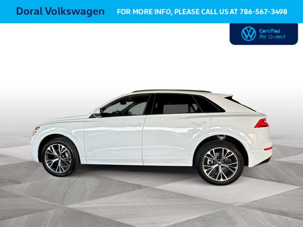 Thumbnail: 2023 Audi Q8 - 5
