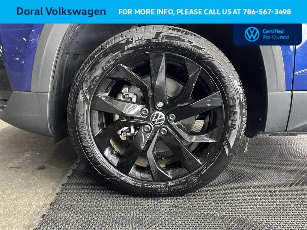 Thumbnail: 2024 Volkswagen Taos - 11