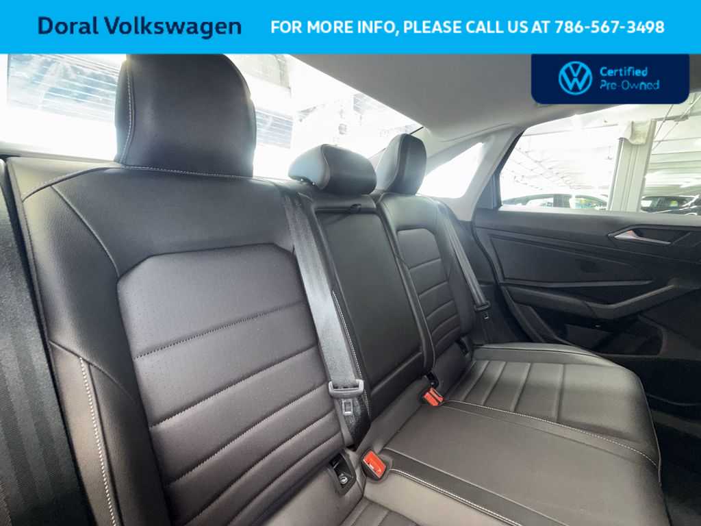 Thumbnail: 2021 Volkswagen Jetta - 26