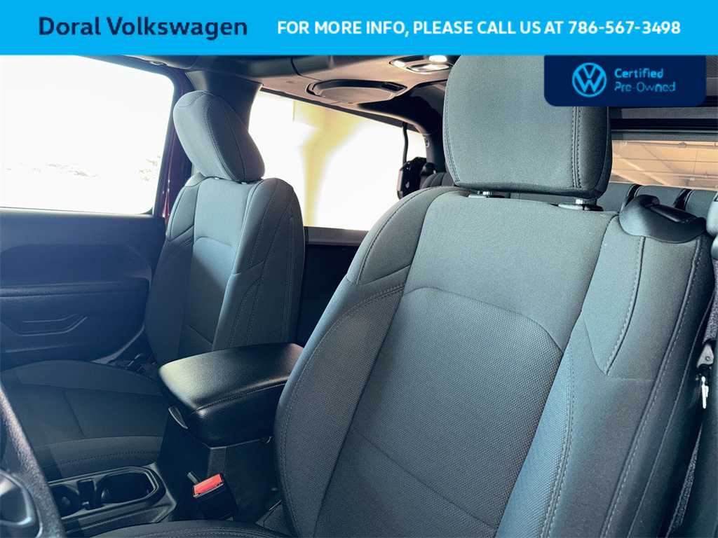 Thumbnail: 2022 Jeep Wrangler - 14