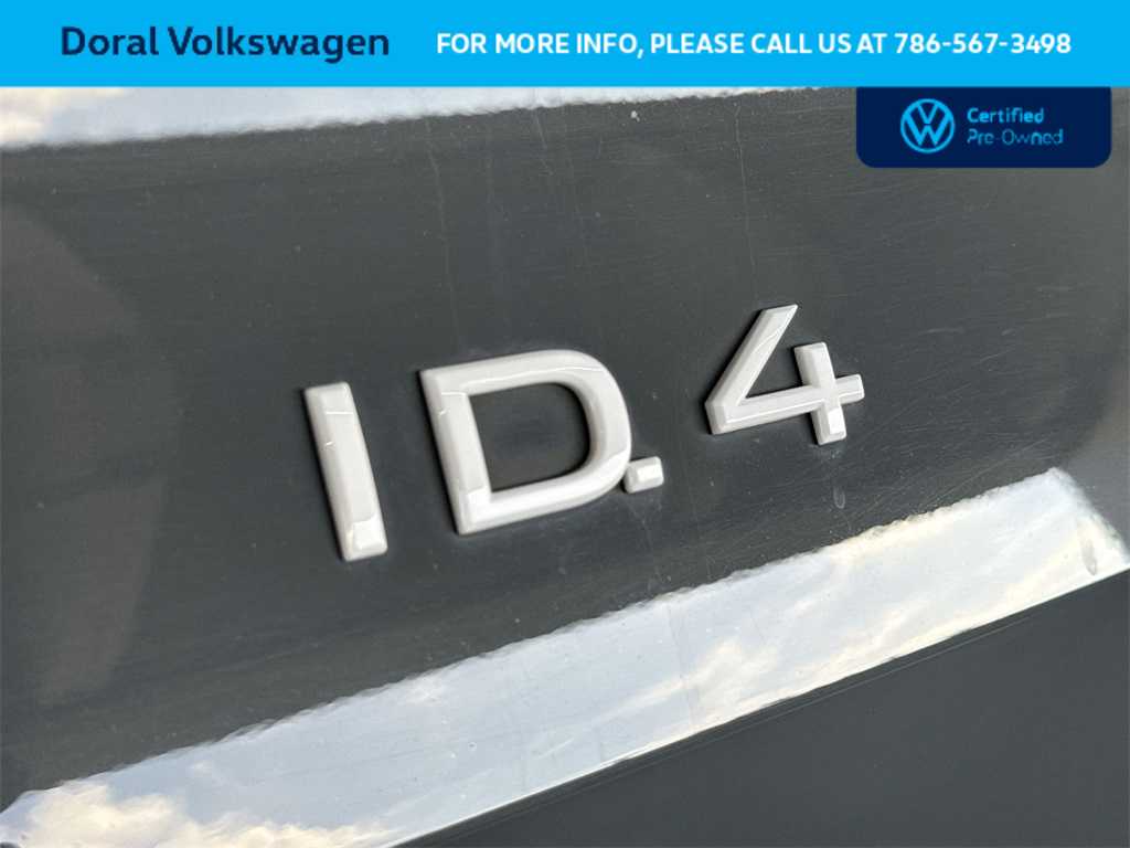 Thumbnail: 2023 Volkswagen ID.4 - 10