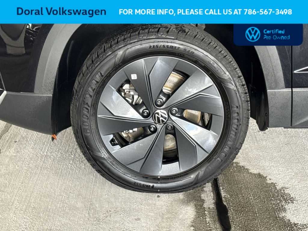 Thumbnail: 2025 Volkswagen Taos - 11