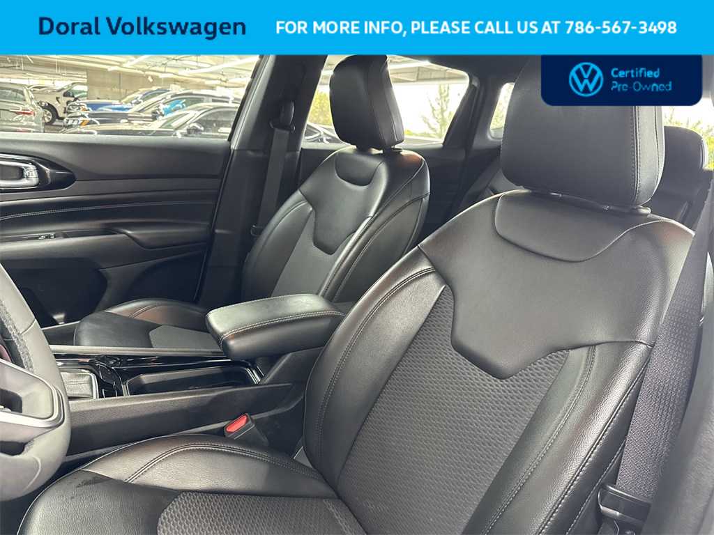 Thumbnail: 2022 Jeep Compass - 14