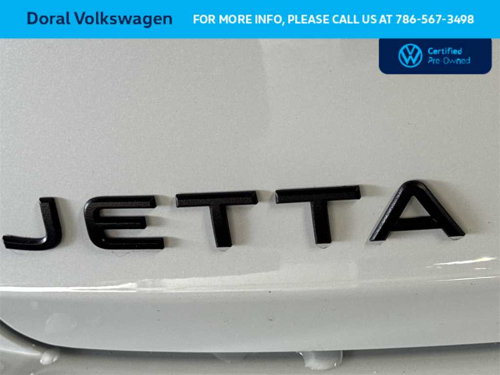 Thumbnail: 2024 Volkswagen Jetta - 10