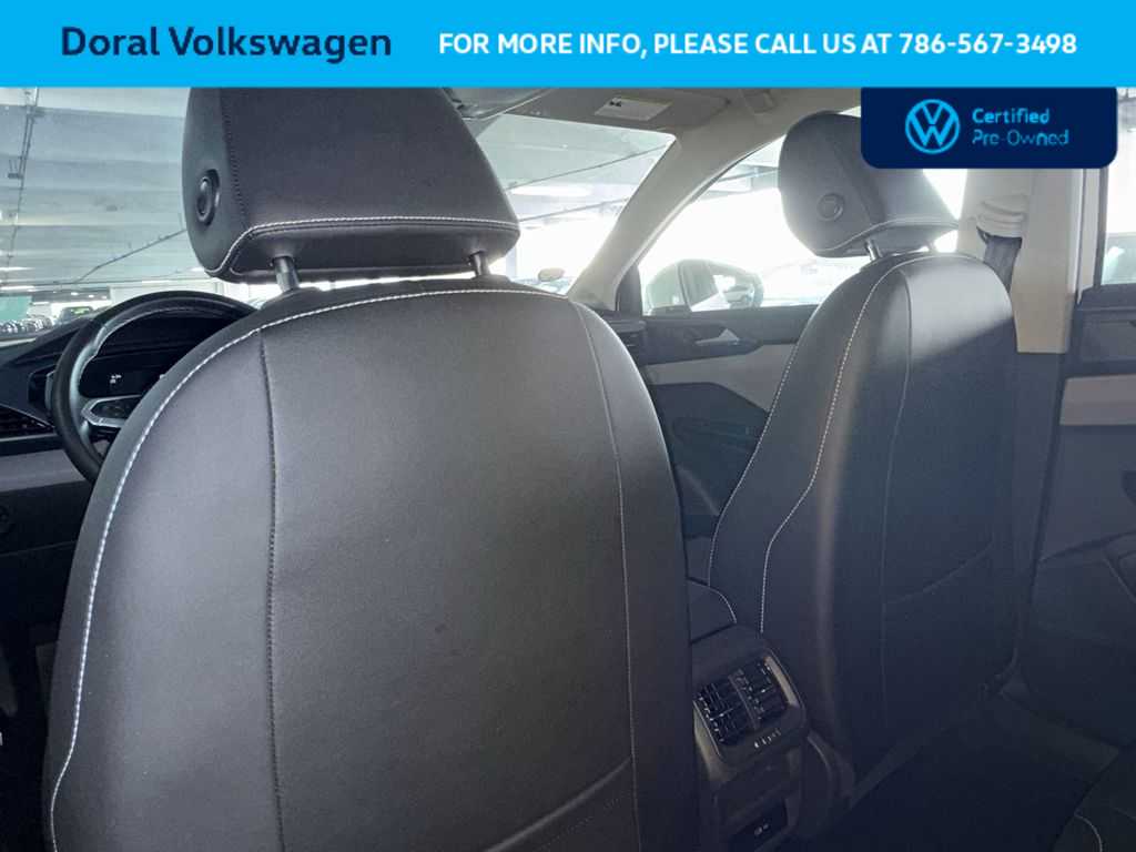Thumbnail: 2022 Volkswagen Taos - 23