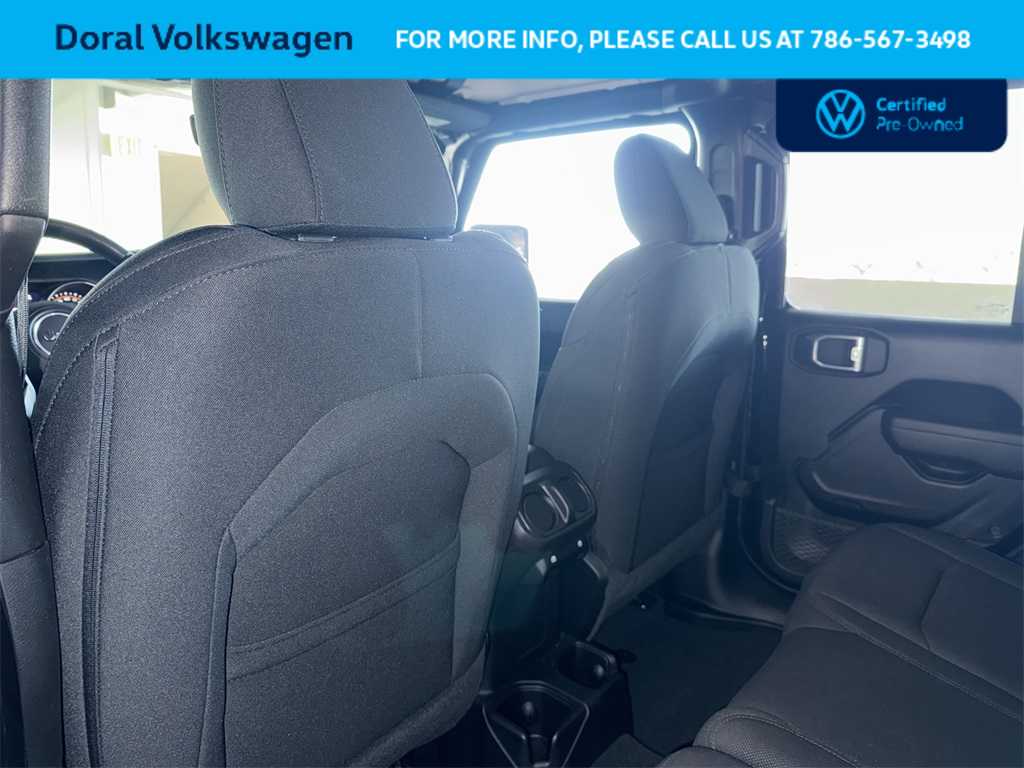 Thumbnail: 2022 Jeep Wrangler - 23