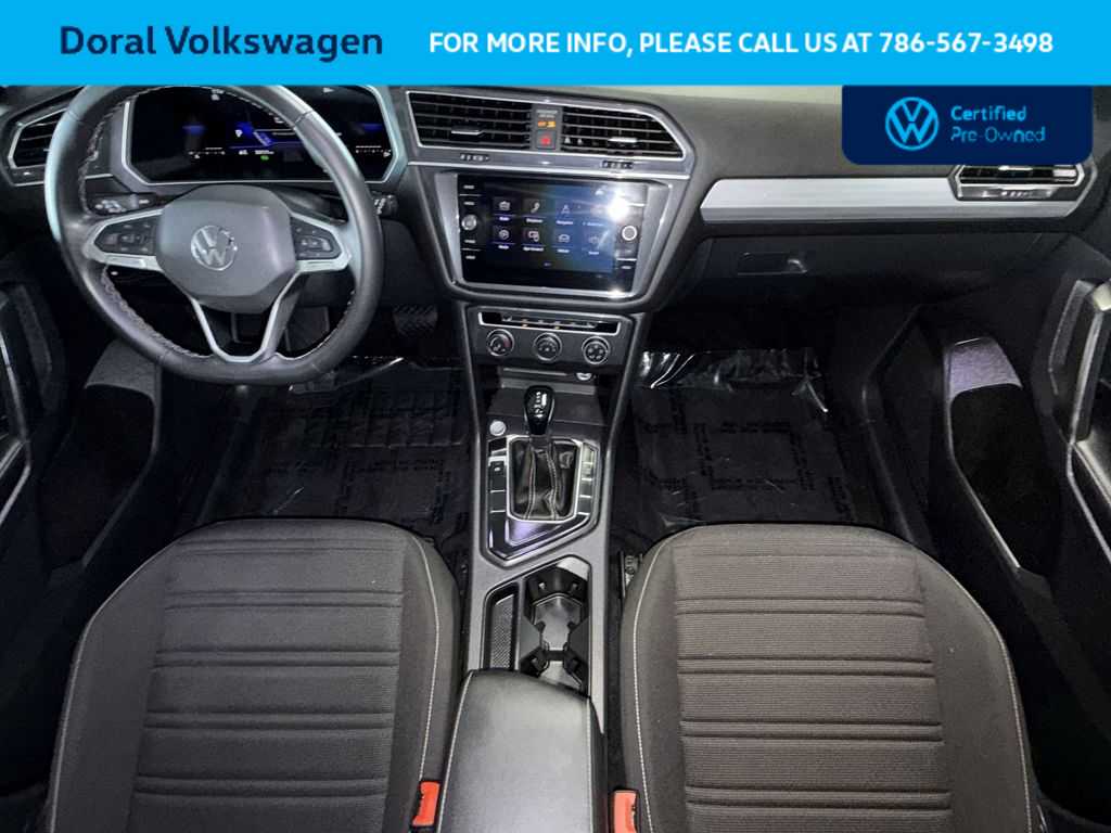 Thumbnail: 2024 Volkswagen Tiguan - 24
