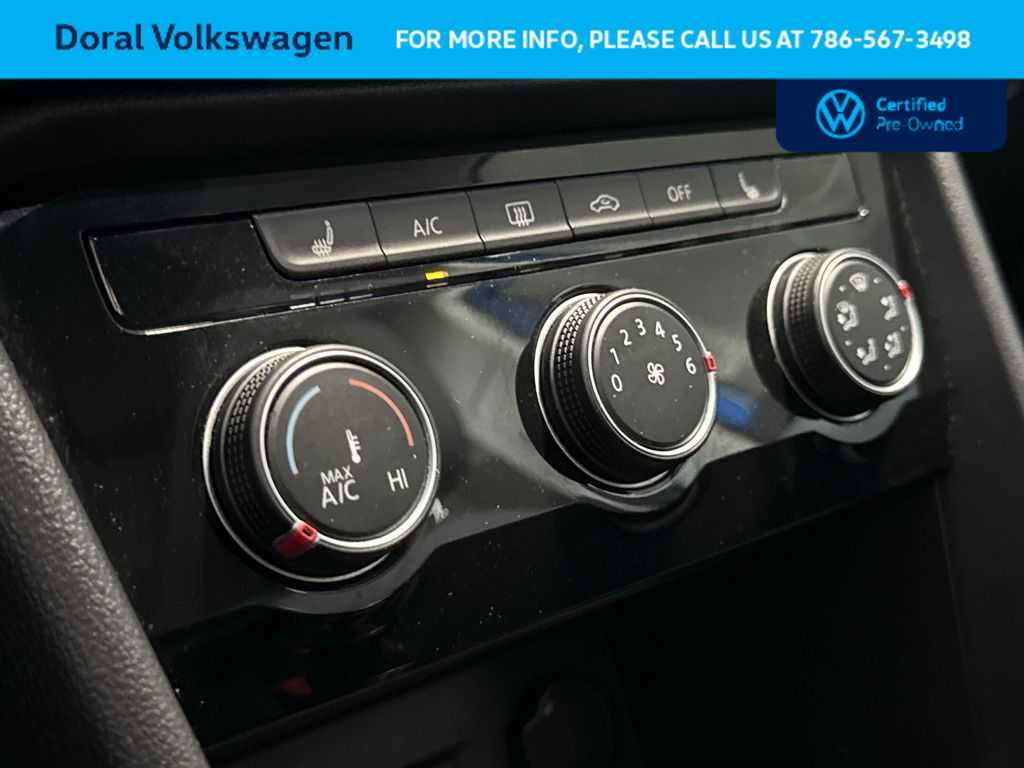 Thumbnail: 2023 Volkswagen Taos - 20