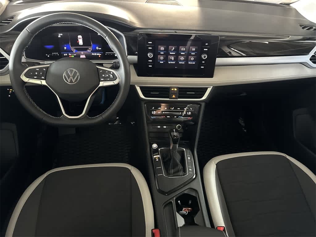 Thumbnail: 2025 Volkswagen Taos - 24