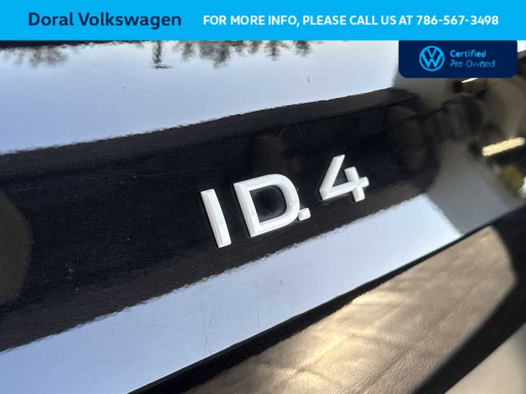 Thumbnail: 2023 Volkswagen ID.4 - 10