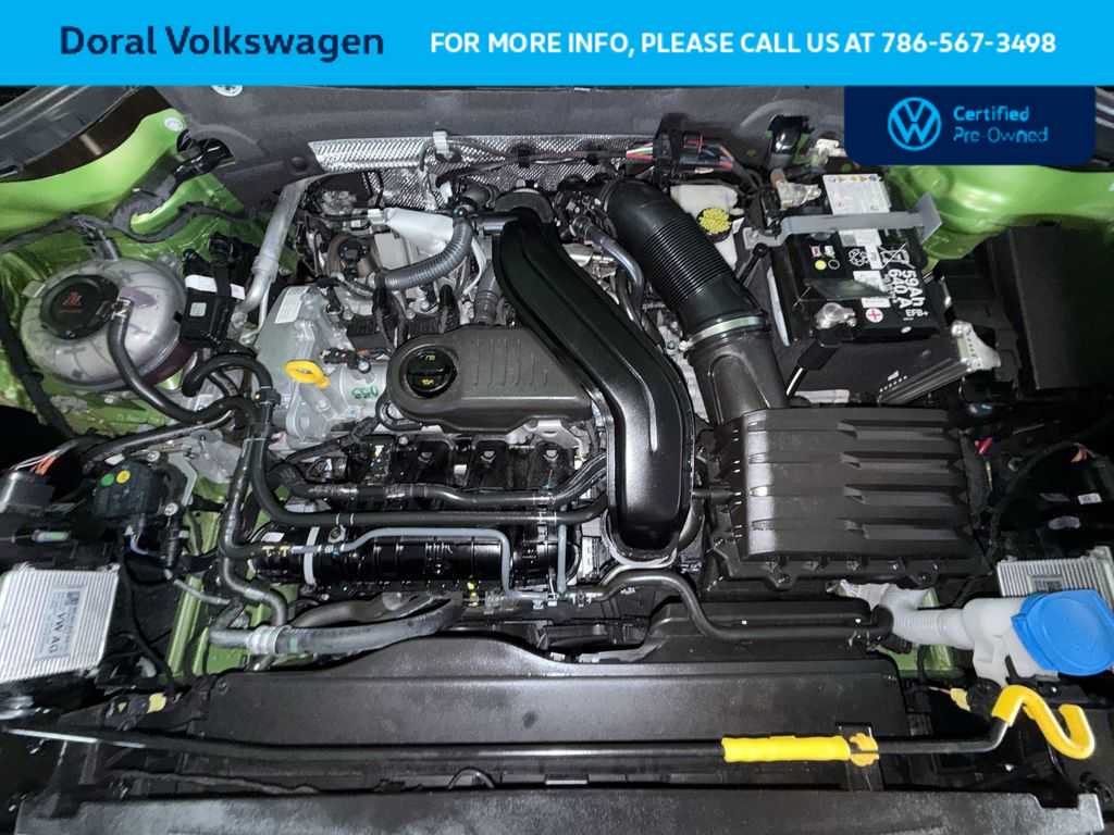 Thumbnail: 2025 Volkswagen Taos - 12