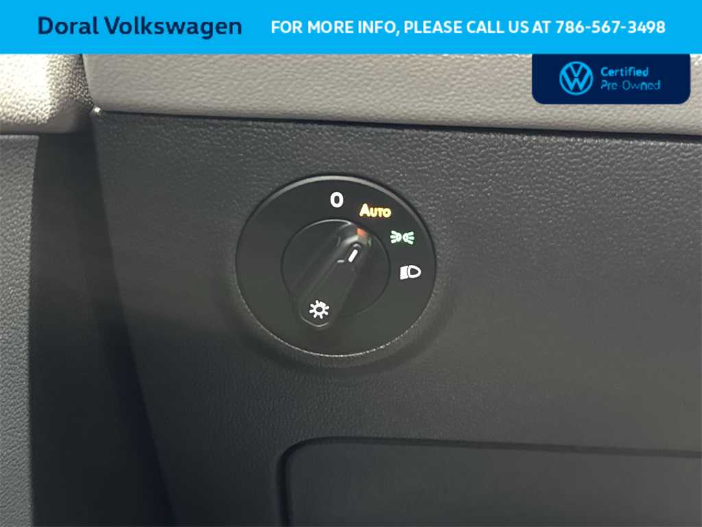 Thumbnail: 2024 Volkswagen Taos - 18