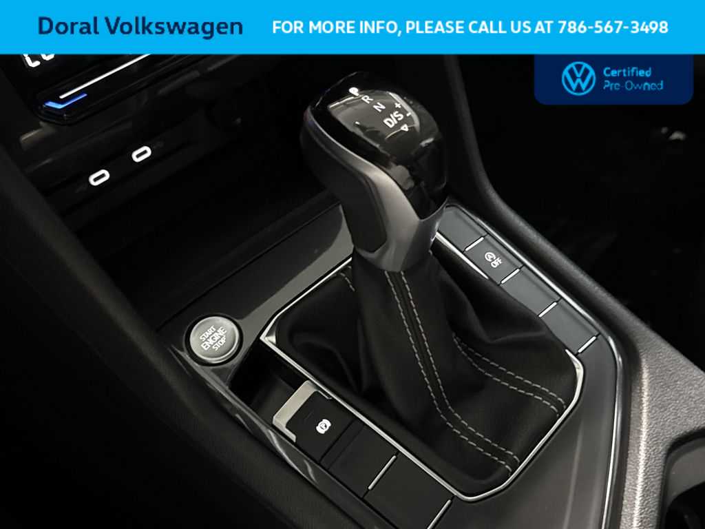 Thumbnail: 2024 Volkswagen Tiguan - 21
